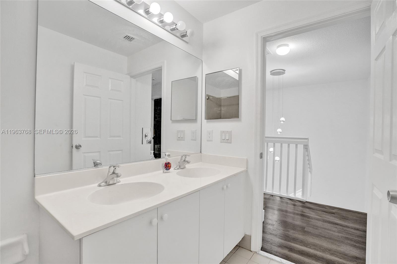 SILVER FALLS POD - Residential