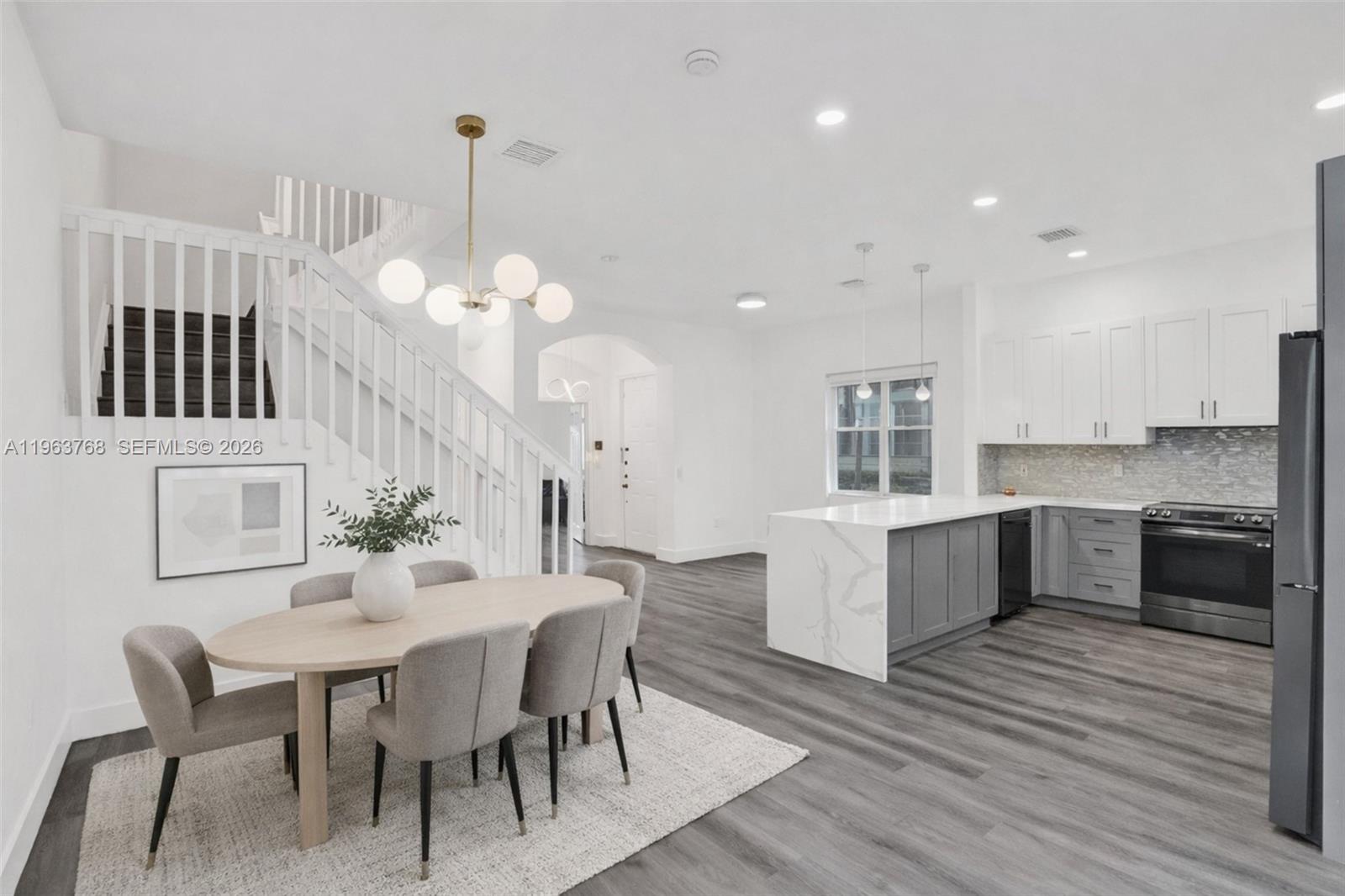 SILVER FALLS POD - Residential