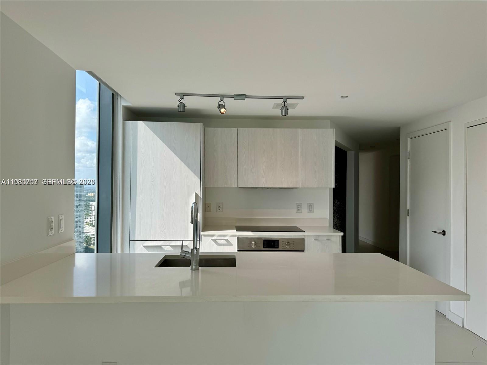 PARAISO BAYVIEWS CONDO - Residential