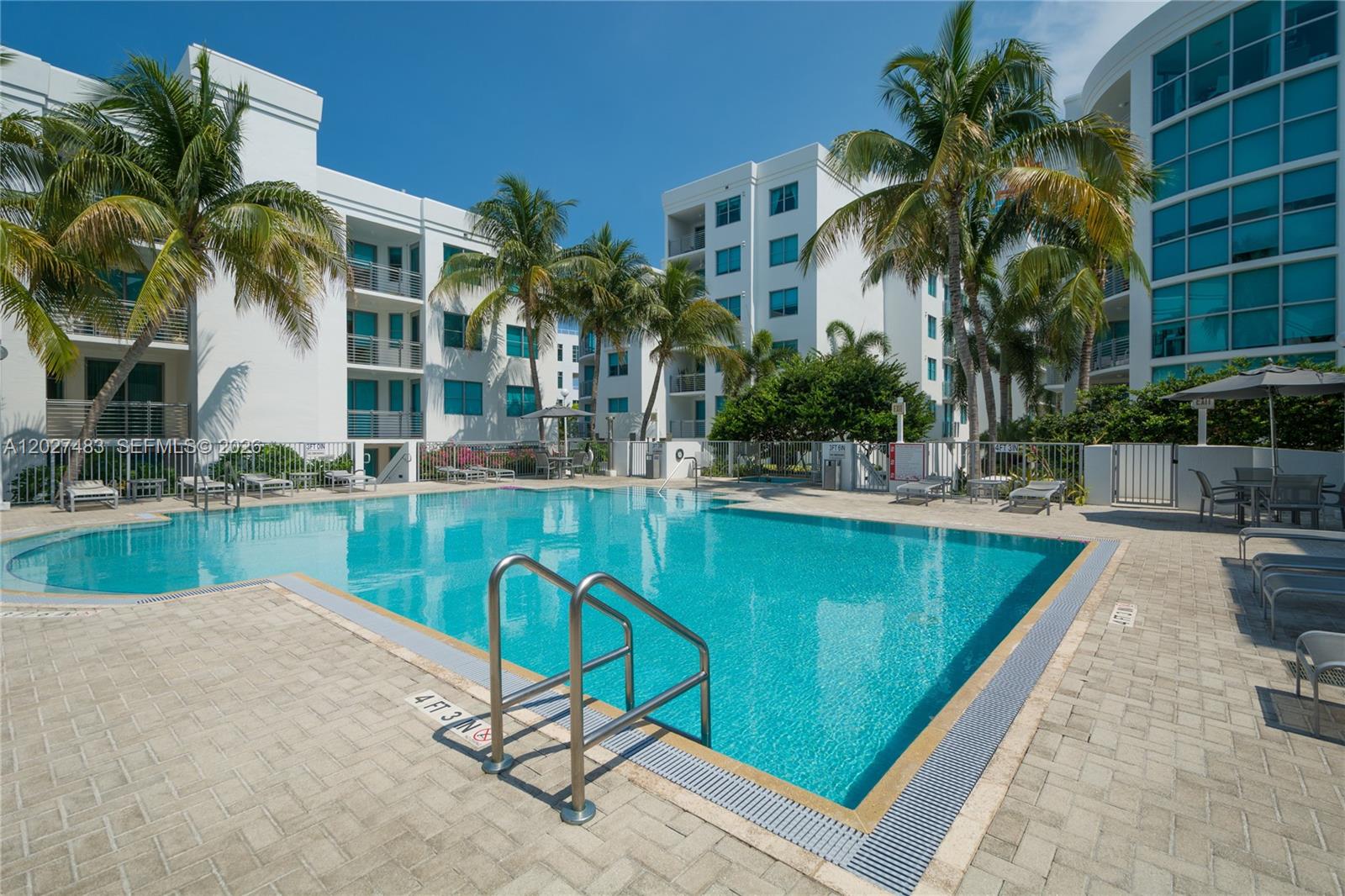 THE COSMOPOLITAN RESIDENC - Residential Lease