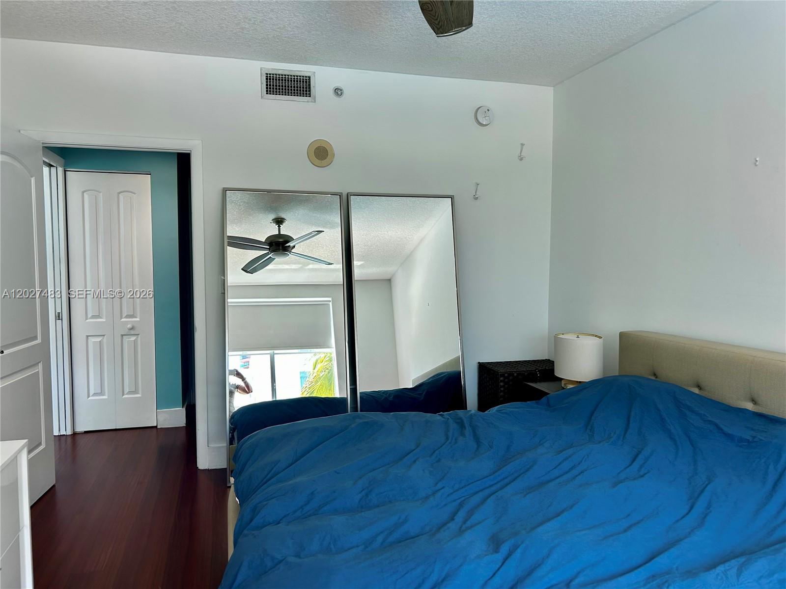 THE COSMOPOLITAN RESIDENC - Residential Lease