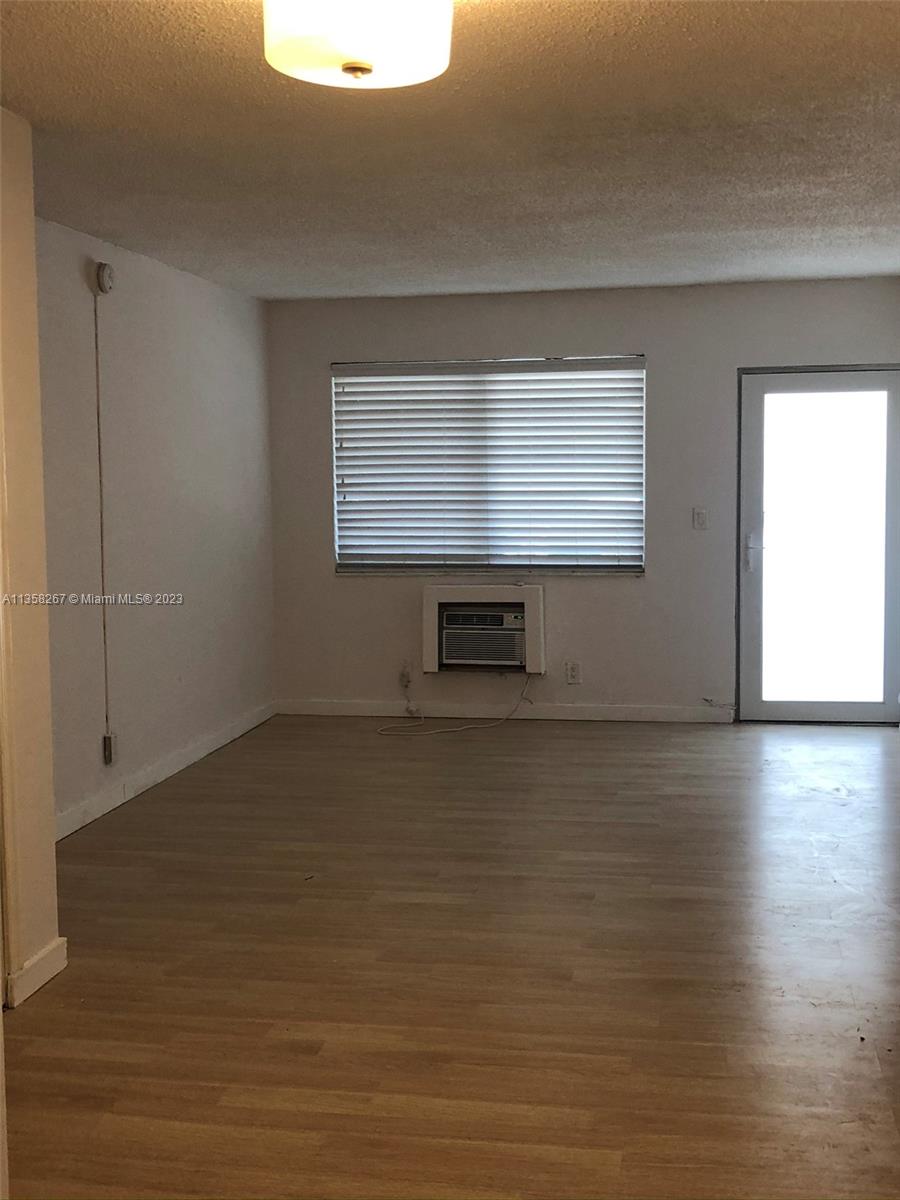 Ocean Beach Fla Sub - Residential Lease