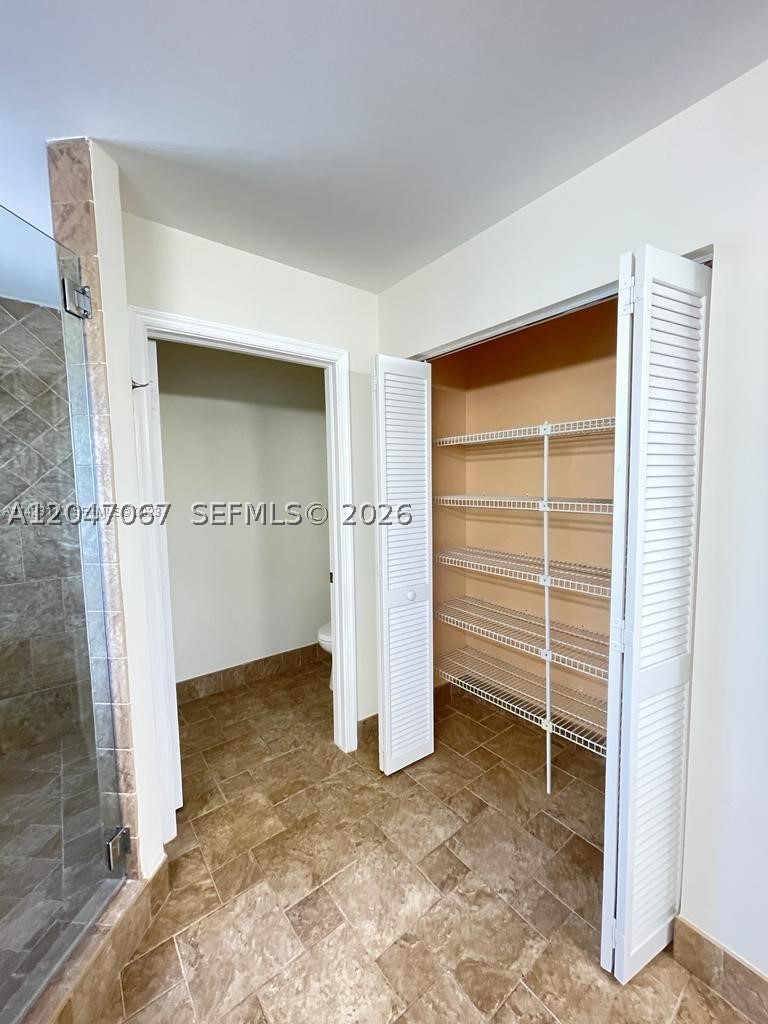 SECTOR 4 - Residential Lease