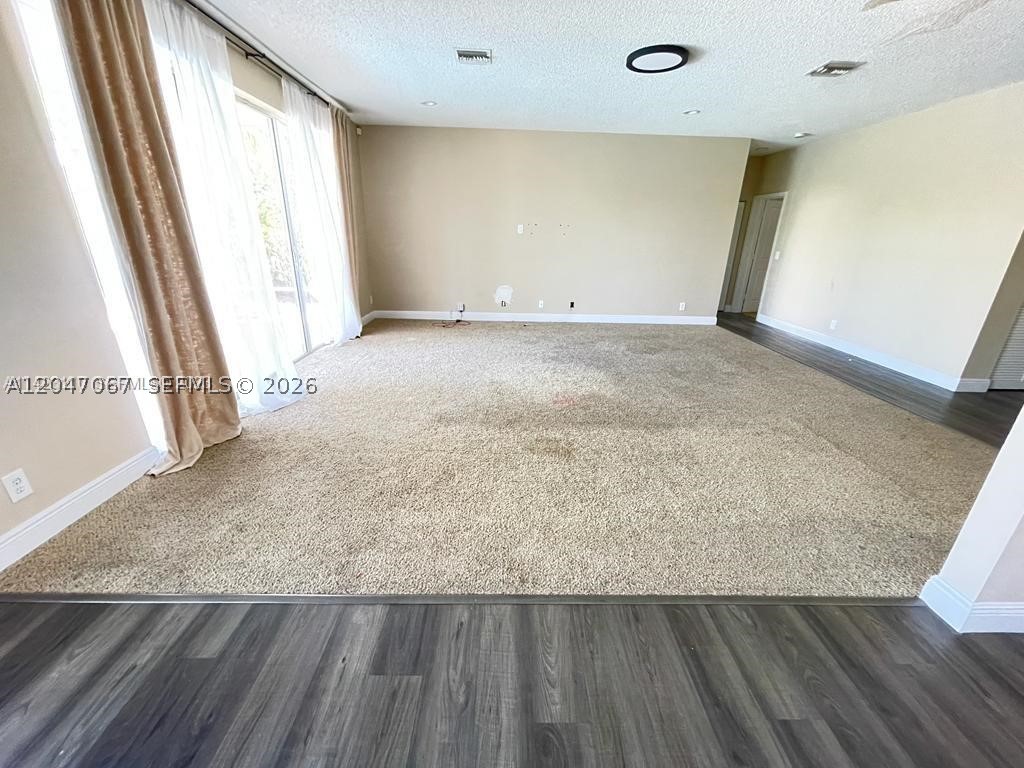 SECTOR 4 - Residential Lease