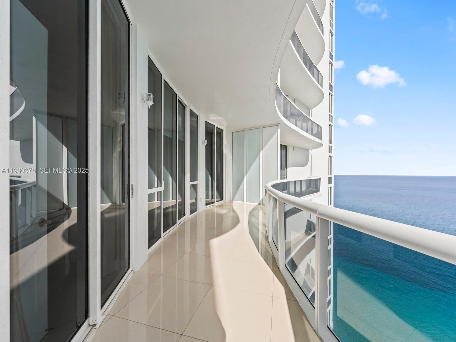 TDR TOWER III CONDO - Residential