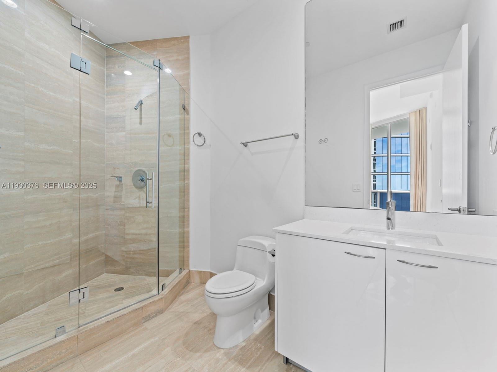 TDR TOWER III CONDO - Residential
