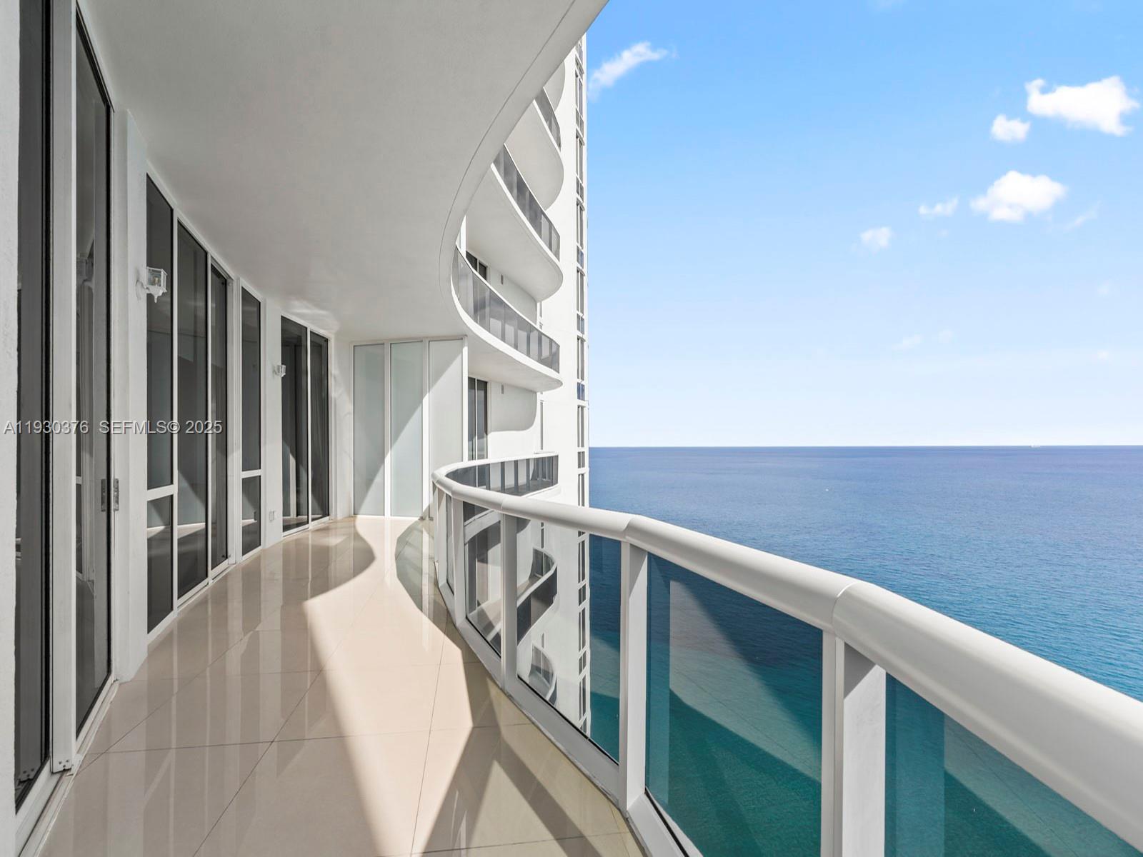 TDR TOWER III CONDO - Residential