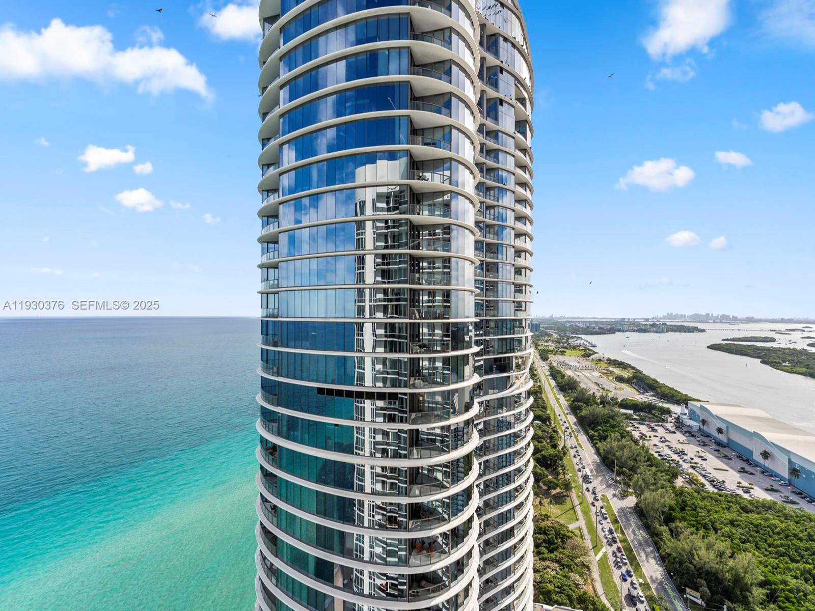TDR TOWER III CONDO - Residential