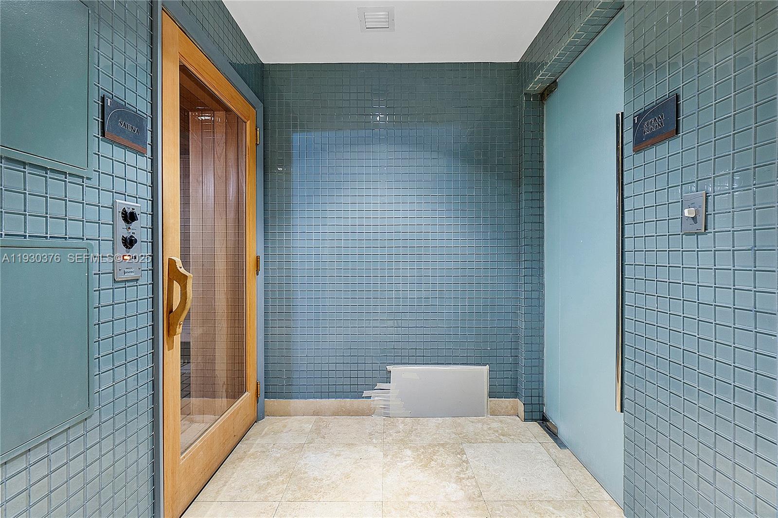 TDR TOWER III CONDO - Residential