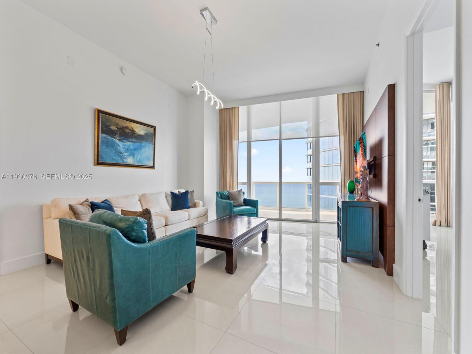 TDR TOWER III CONDO - Residential