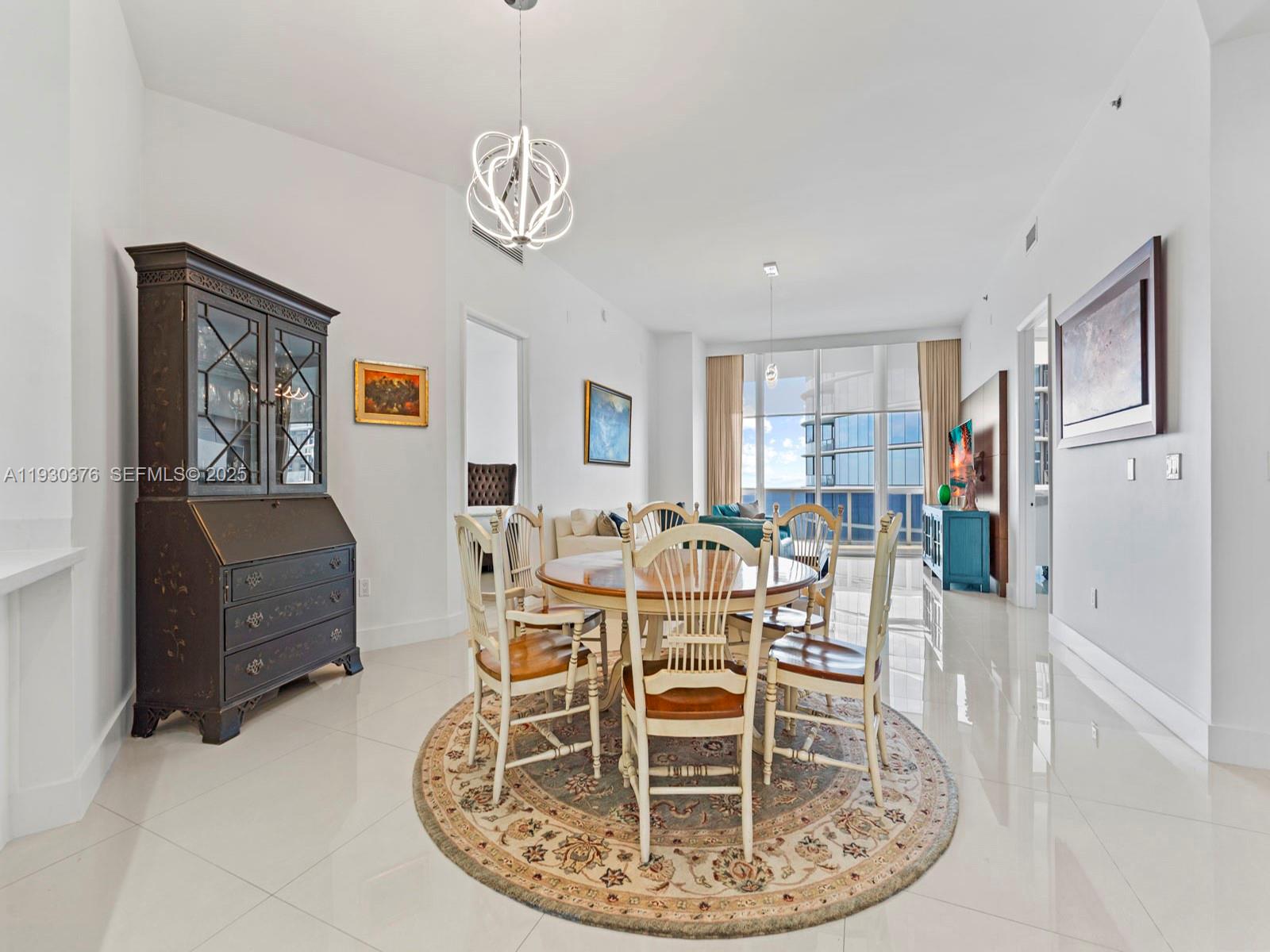 TDR TOWER III CONDO - Residential
