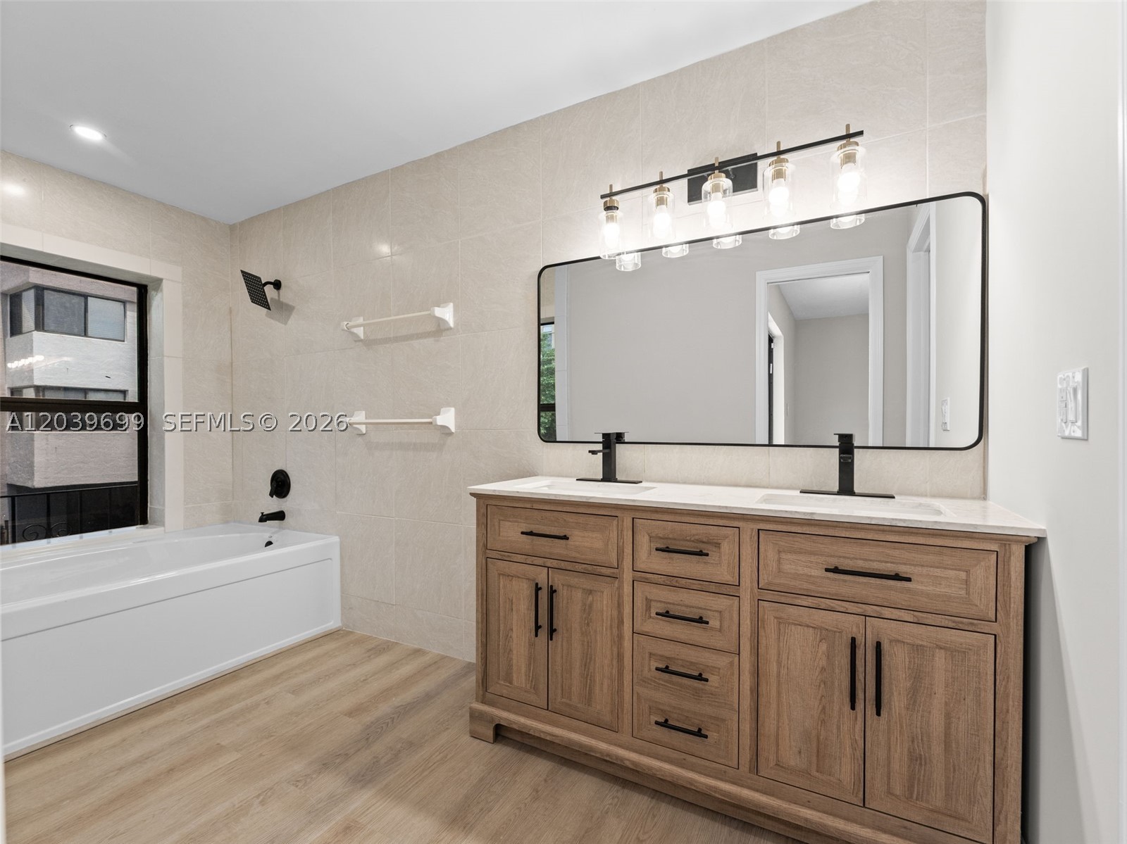 ADLERAMA ESTATES 3RD ADDN - Residential