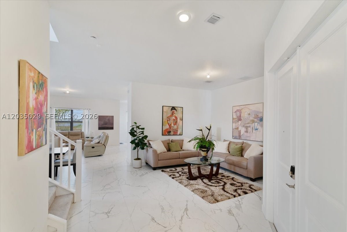 TUSCAN ISLES - Residential