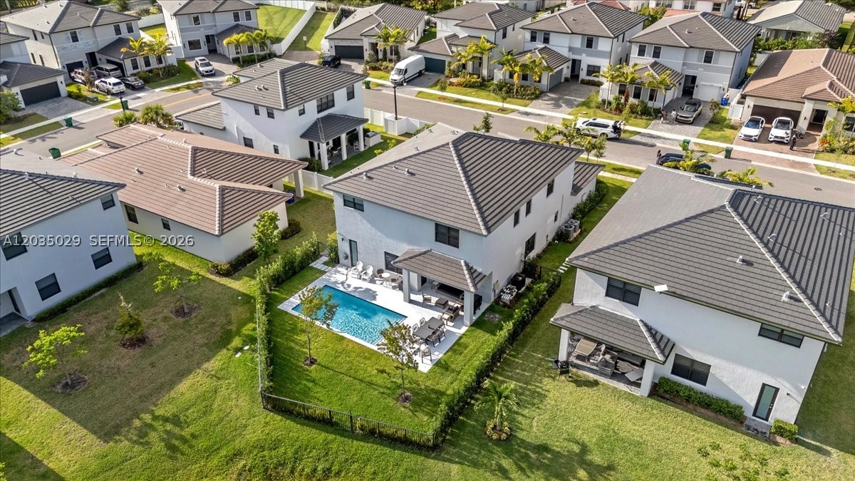 TUSCAN ISLES - Residential