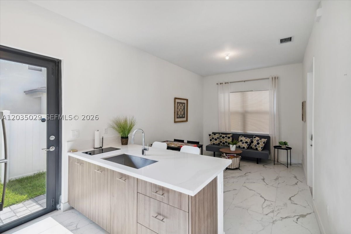 TUSCAN ISLES - Residential