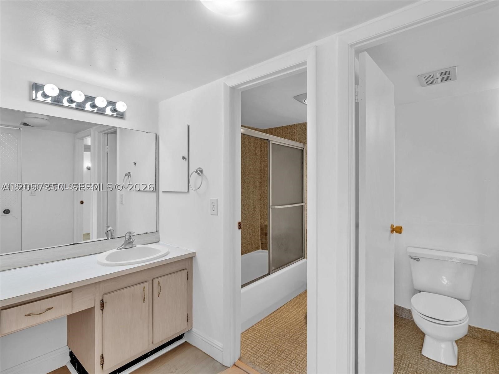 BISCAYA III CONDO - Residential