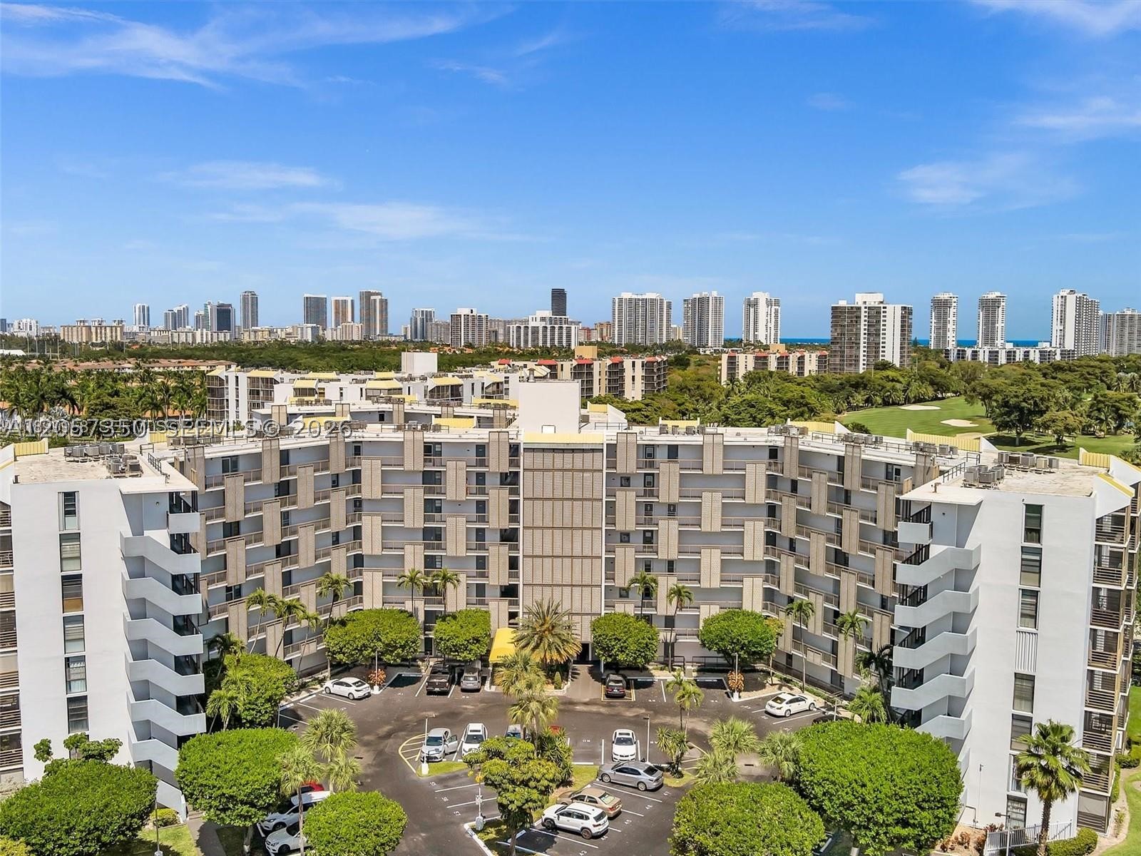 BISCAYA III CONDO - Residential