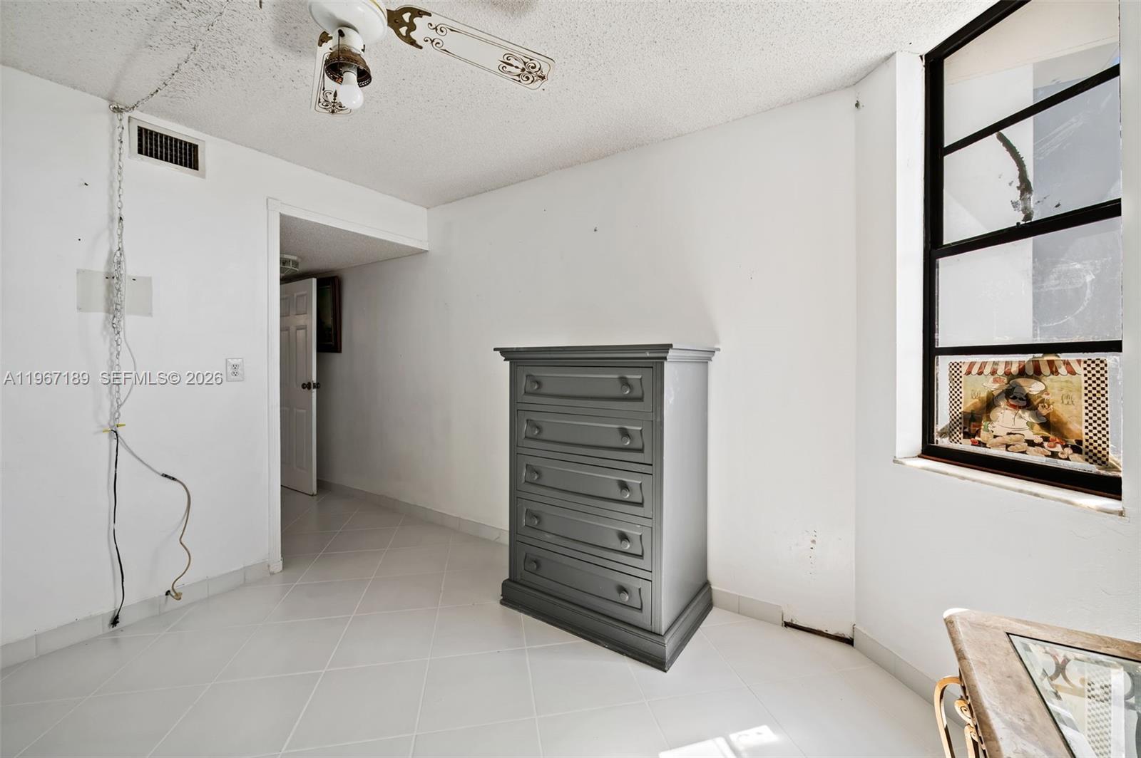 BYRON MARINA CONDO - Residential