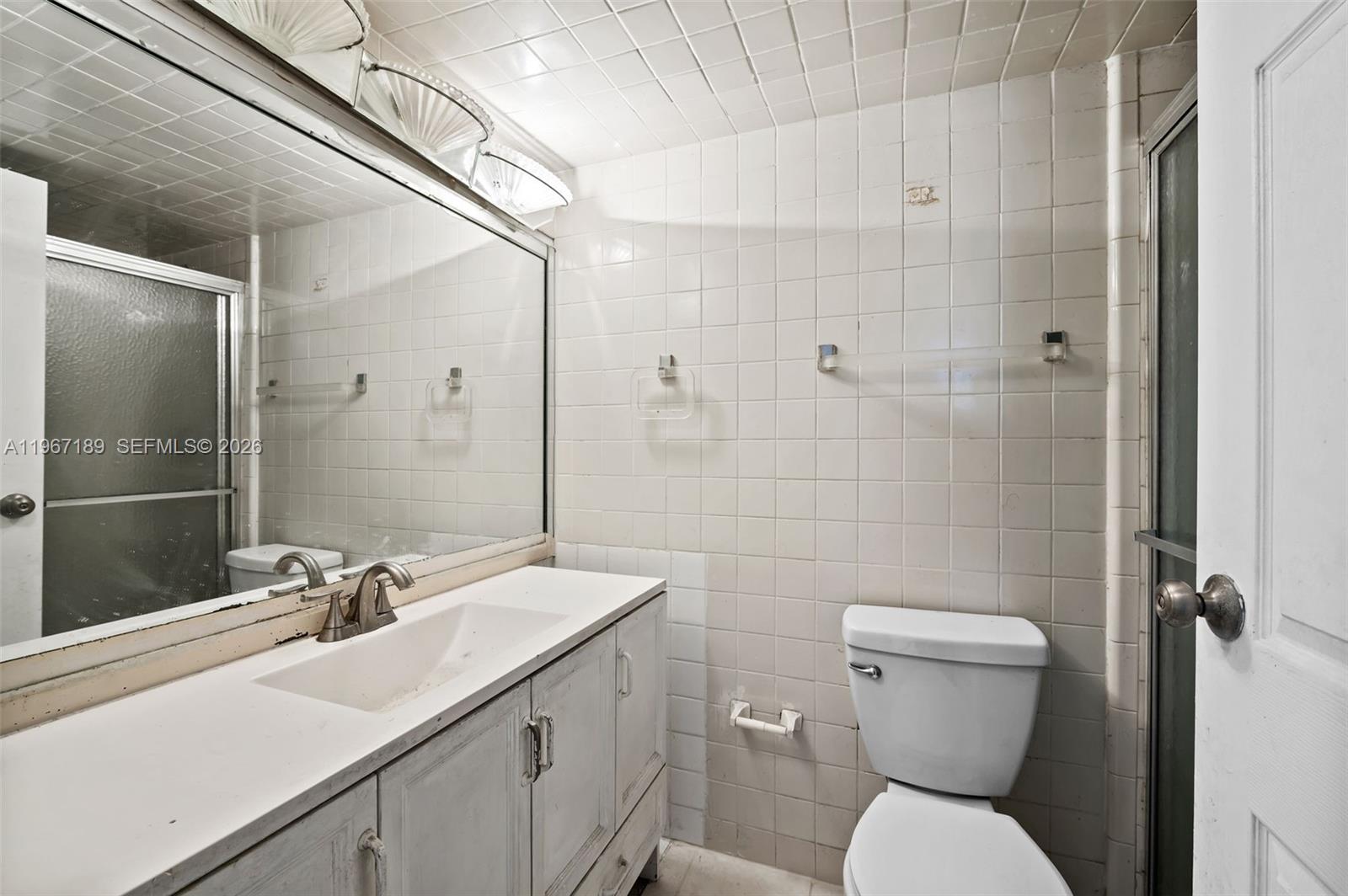BYRON MARINA CONDO - Residential