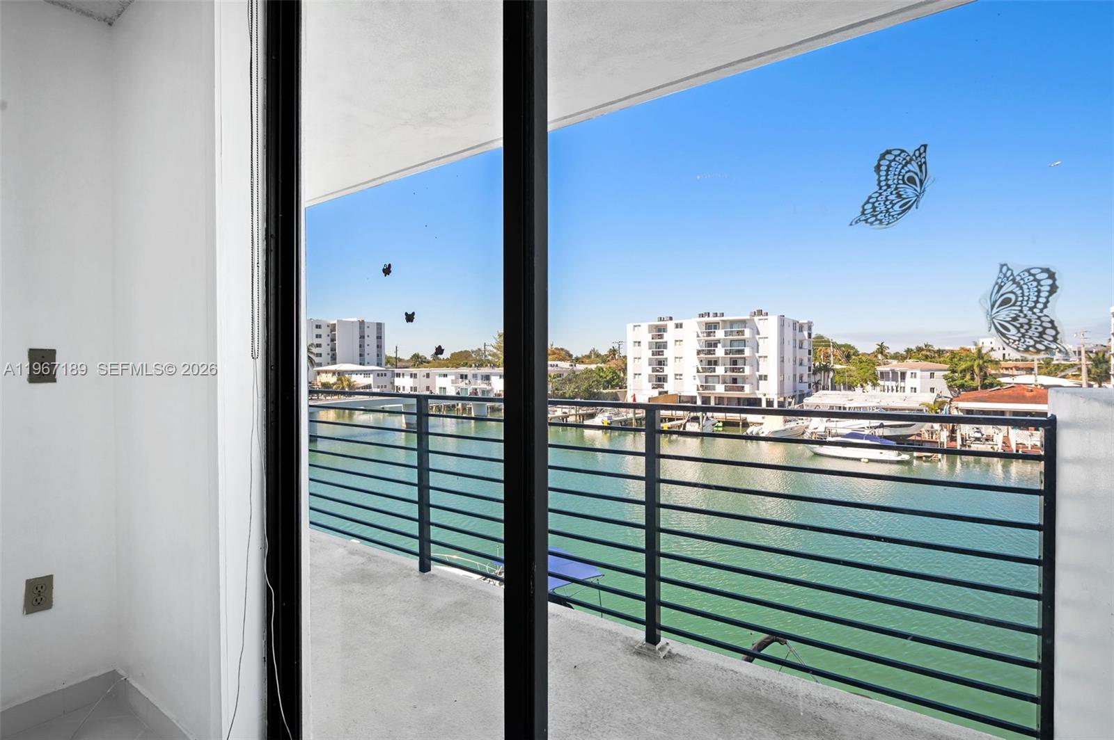 BYRON MARINA CONDO - Residential