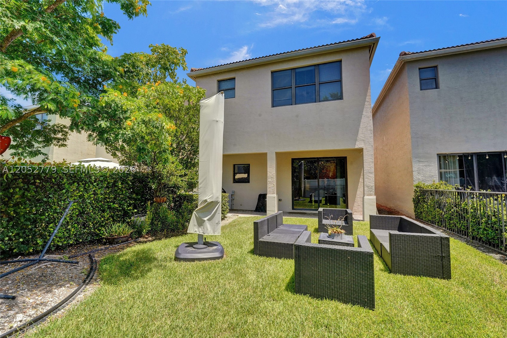 CHAMPION LAKES - Residential