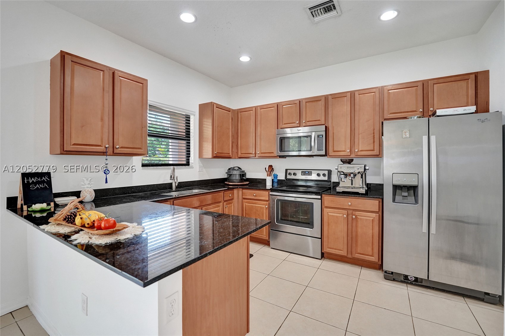 CHAMPION LAKES - Residential