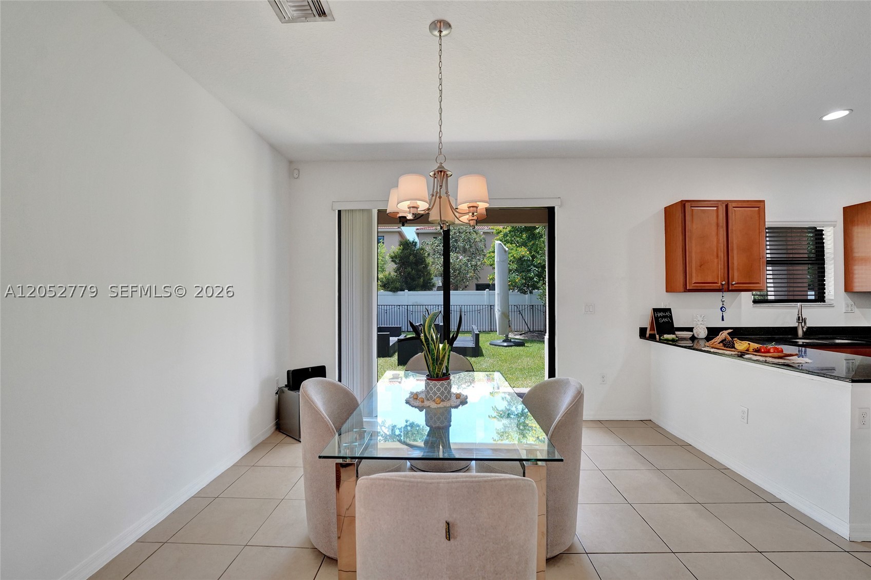CHAMPION LAKES - Residential