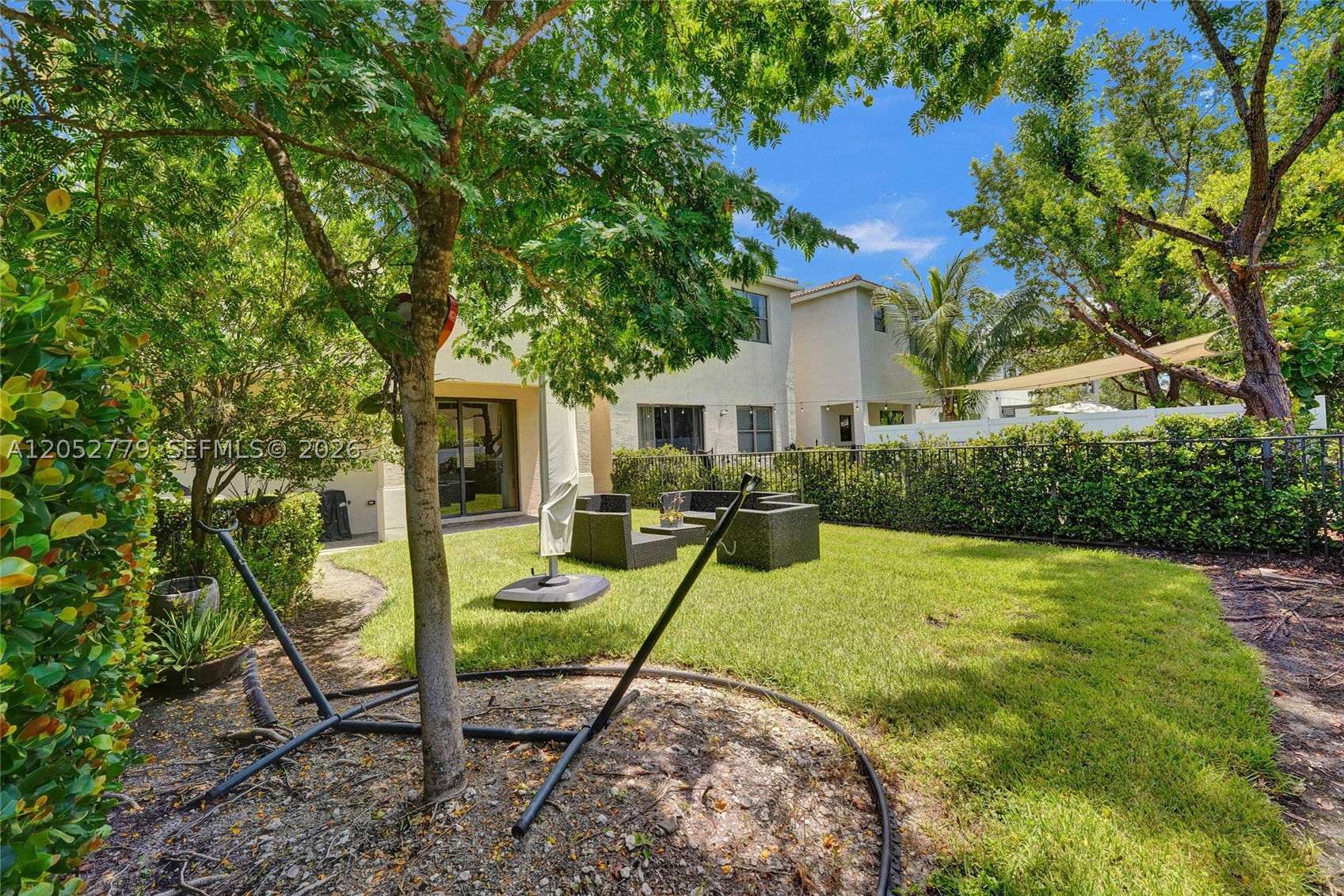 CHAMPION LAKES - Residential