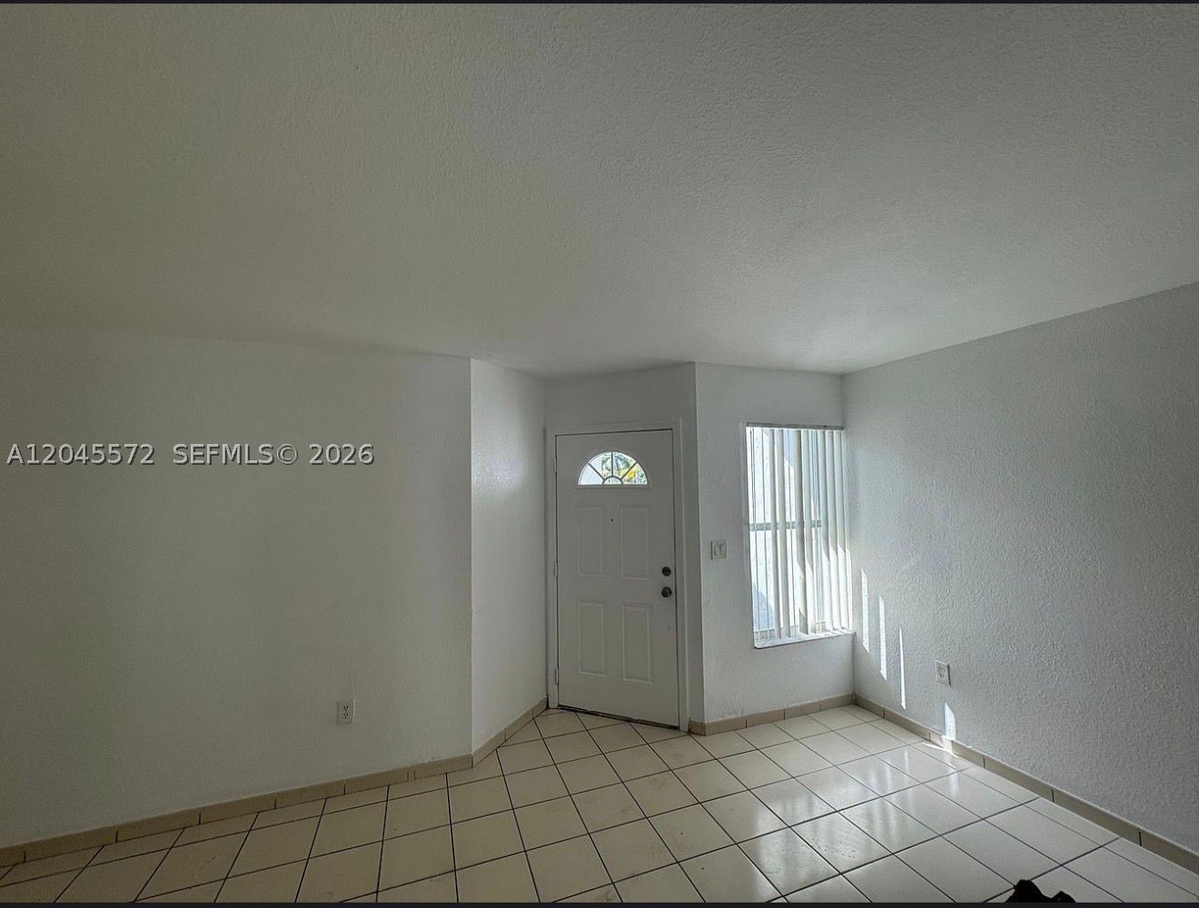 SAGA BAY TOWNHOMES 1ST AD - Residential Lease