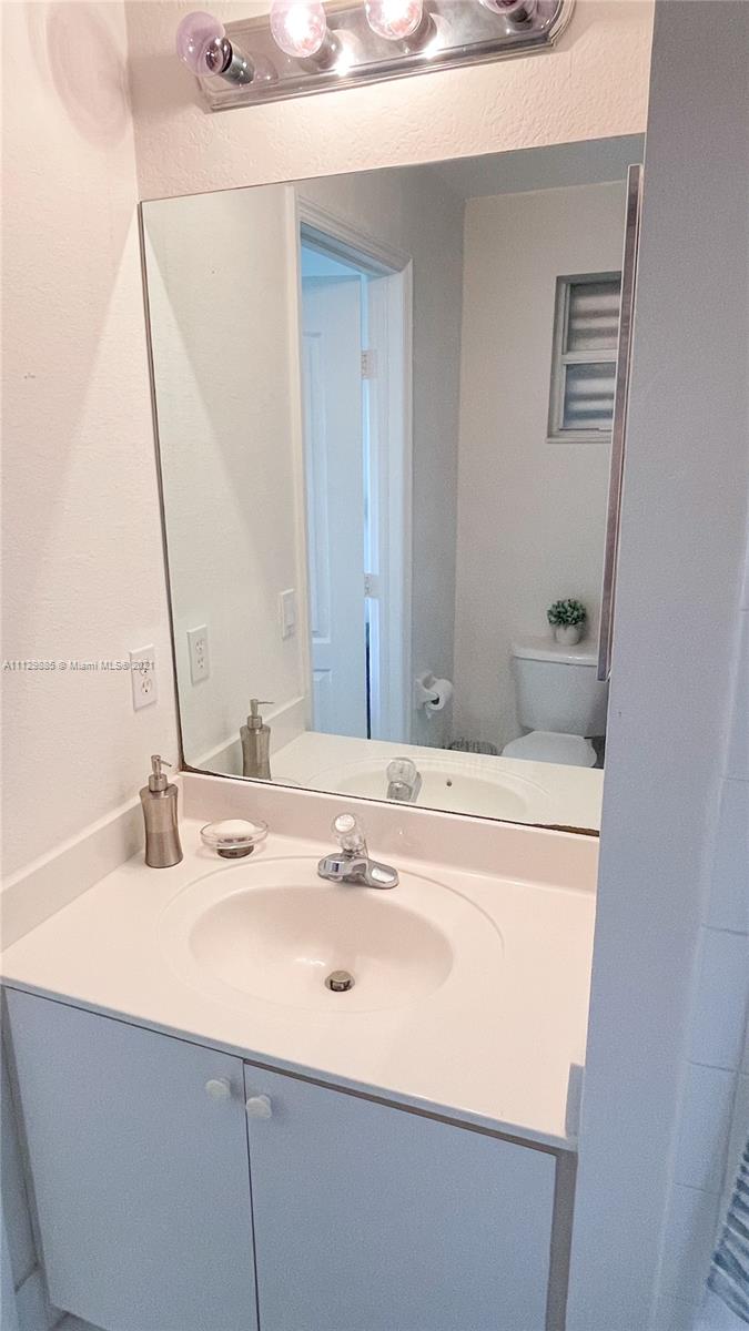 CENTURY PARK CONDO NO 2 - Residential Lease