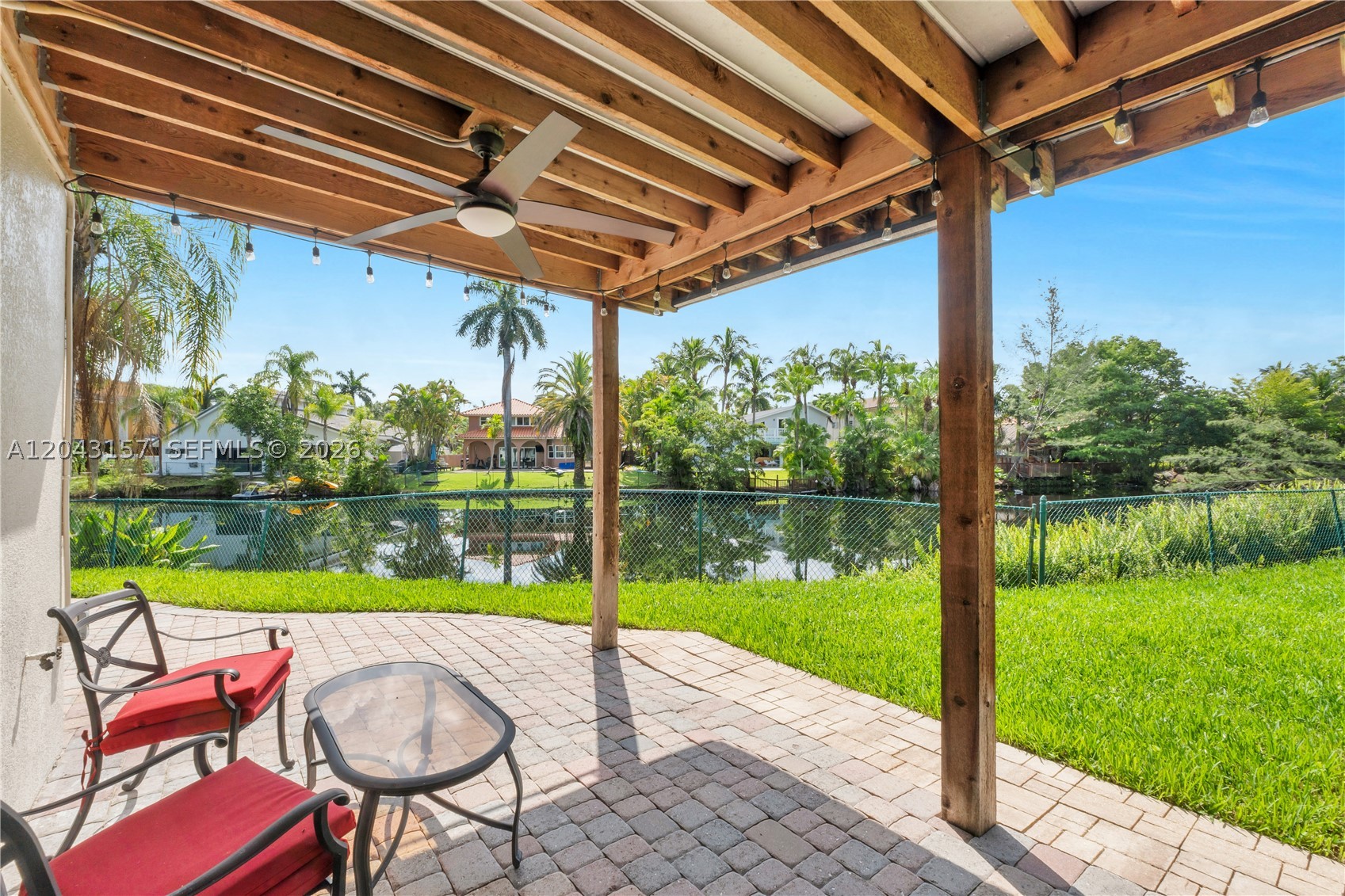 PEBBLE CREEK AT JACARANDA - Residential