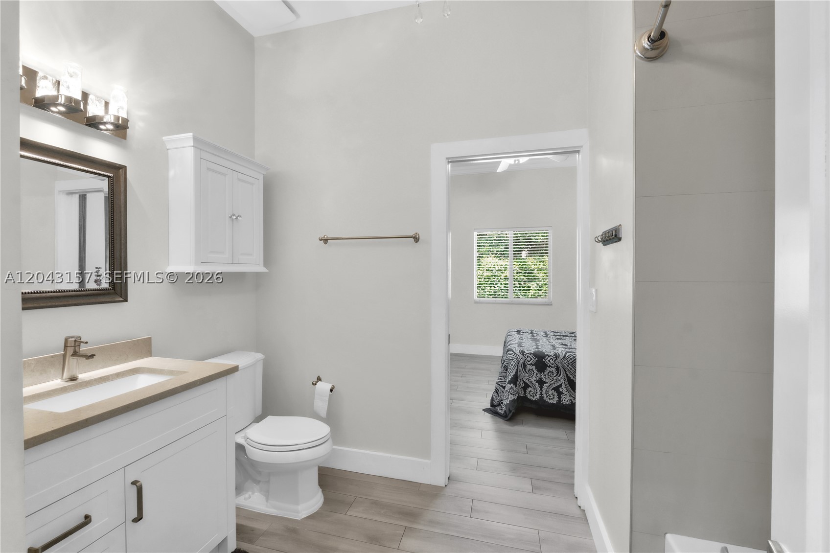 PEBBLE CREEK AT JACARANDA - Residential