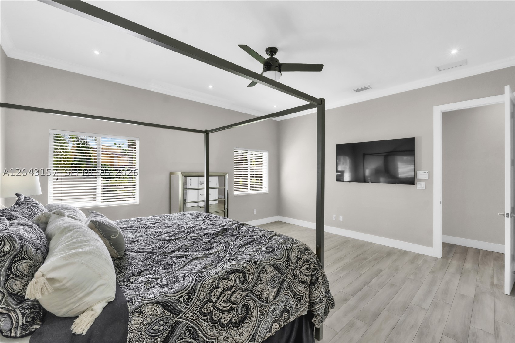PEBBLE CREEK AT JACARANDA - Residential