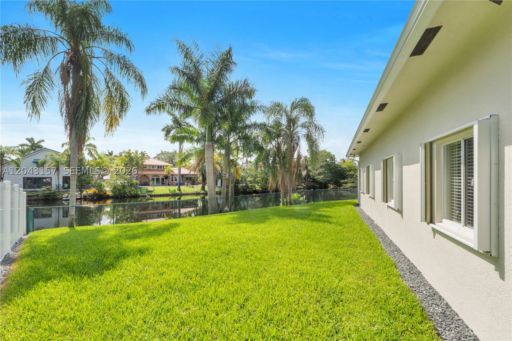 PEBBLE CREEK AT JACARANDA - Residential