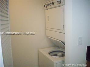 VIZCAYNE SOUTH CONDO - Residential Lease