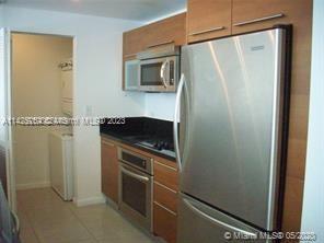 VIZCAYNE SOUTH CONDO - Residential Lease