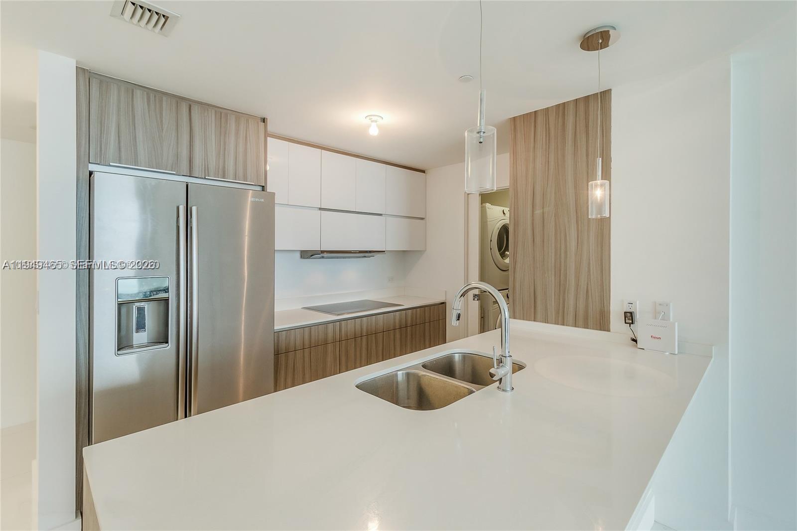 BAY HOUSE MIAMI CONDO - Residential