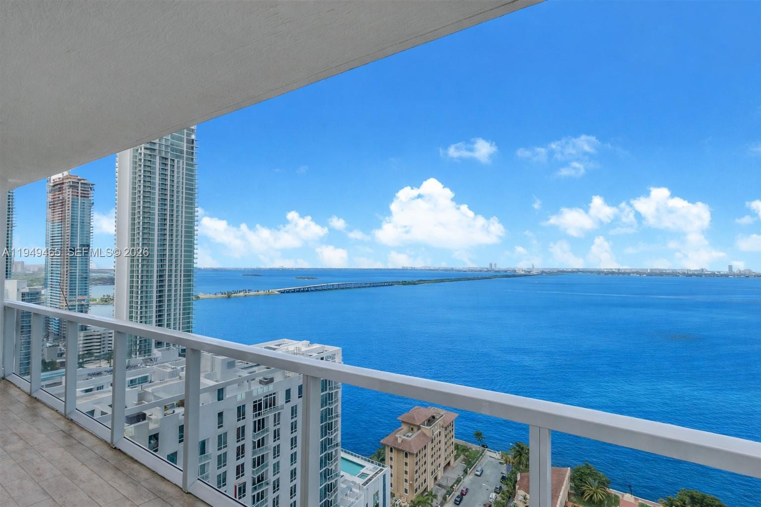BAY HOUSE MIAMI CONDO - Residential