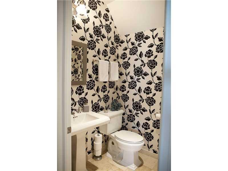 PINES MANOR - Residential Lease