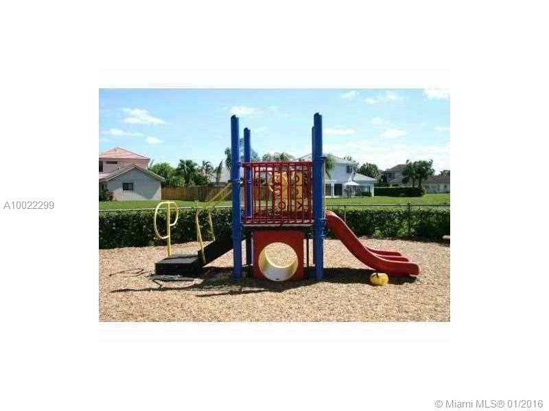 Grand Marquis Condo - Residential Lease