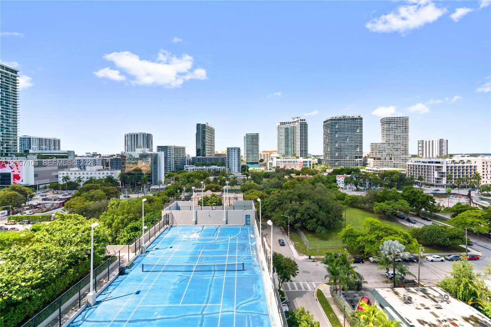 PARAISO BAYVIEWS CONDO - Residential