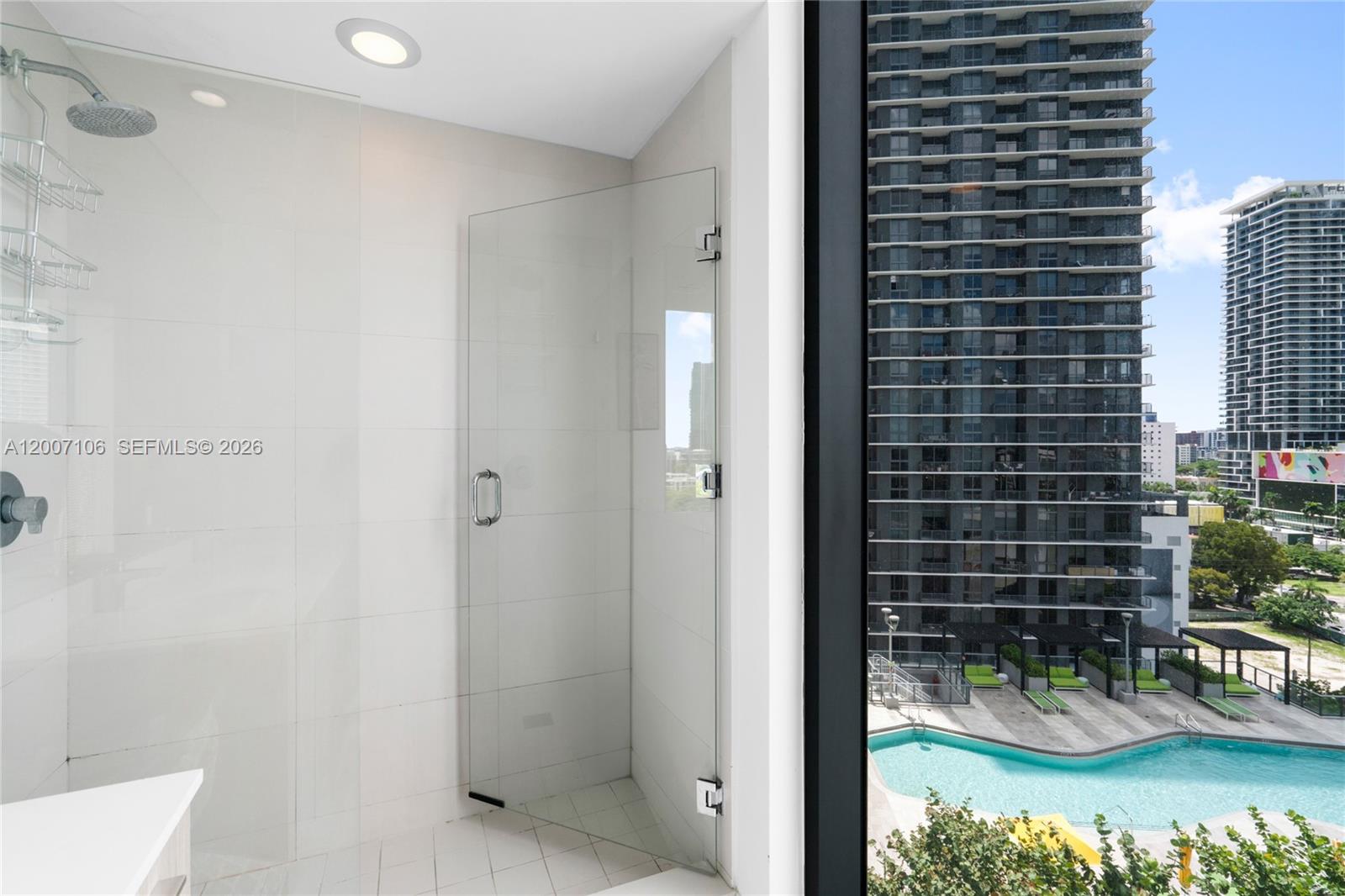 PARAISO BAYVIEWS CONDO - Residential