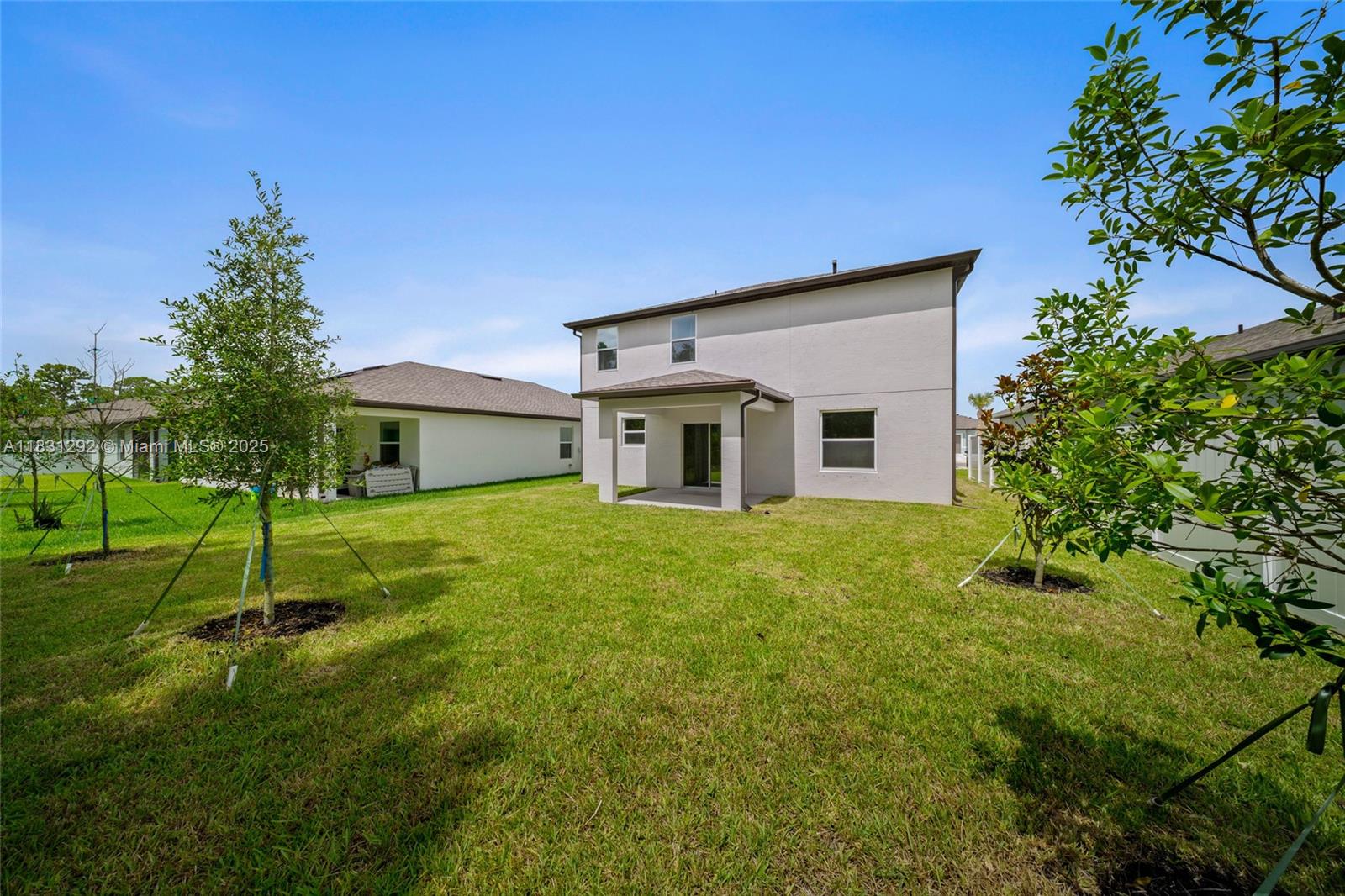 WATERSTONE PHASE FIVE - Residential