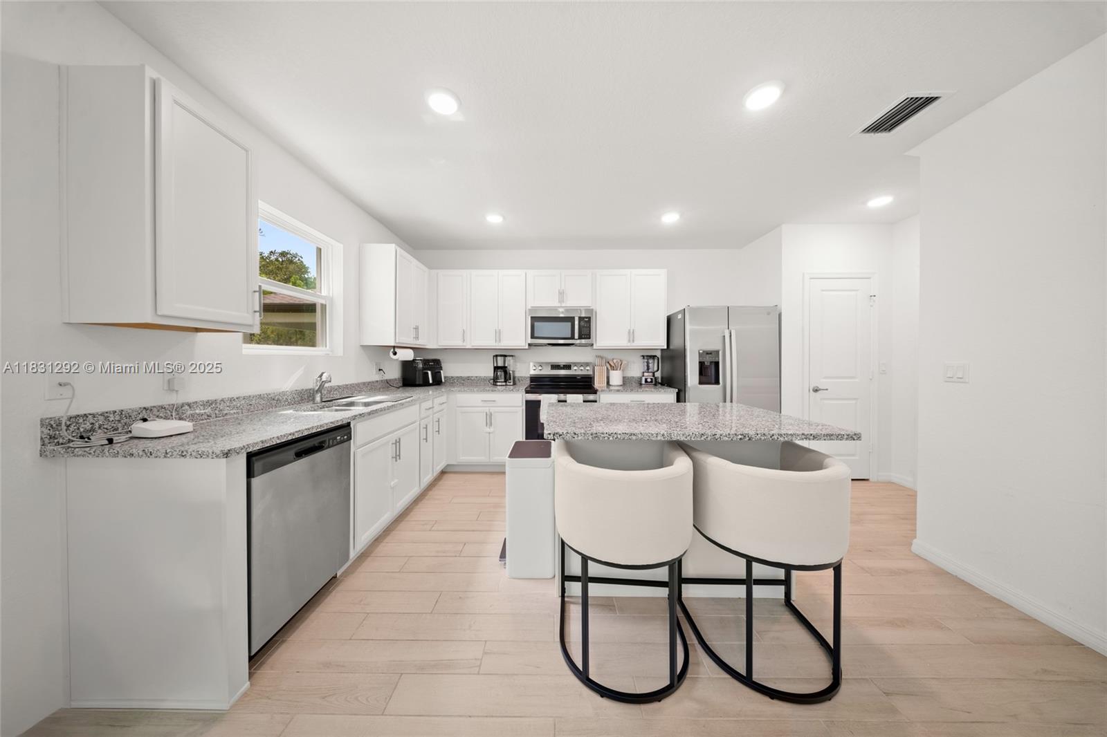 WATERSTONE PHASE FIVE - Residential