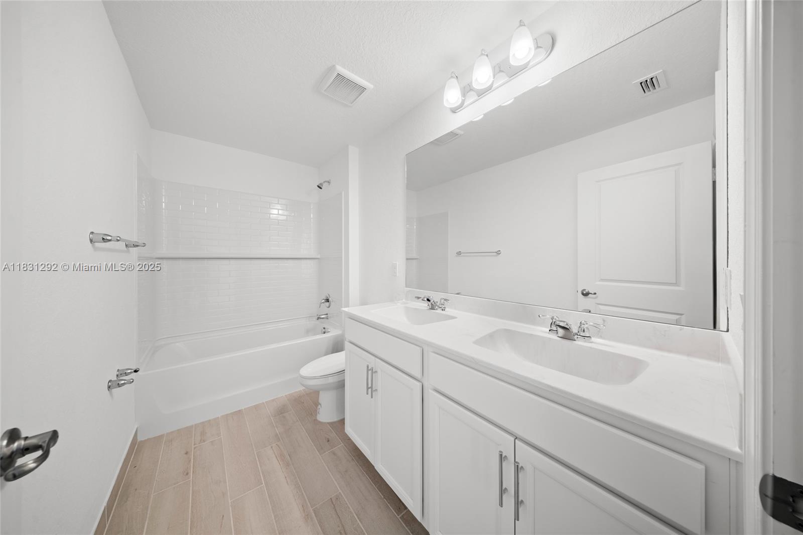 WATERSTONE PHASE FIVE - Residential