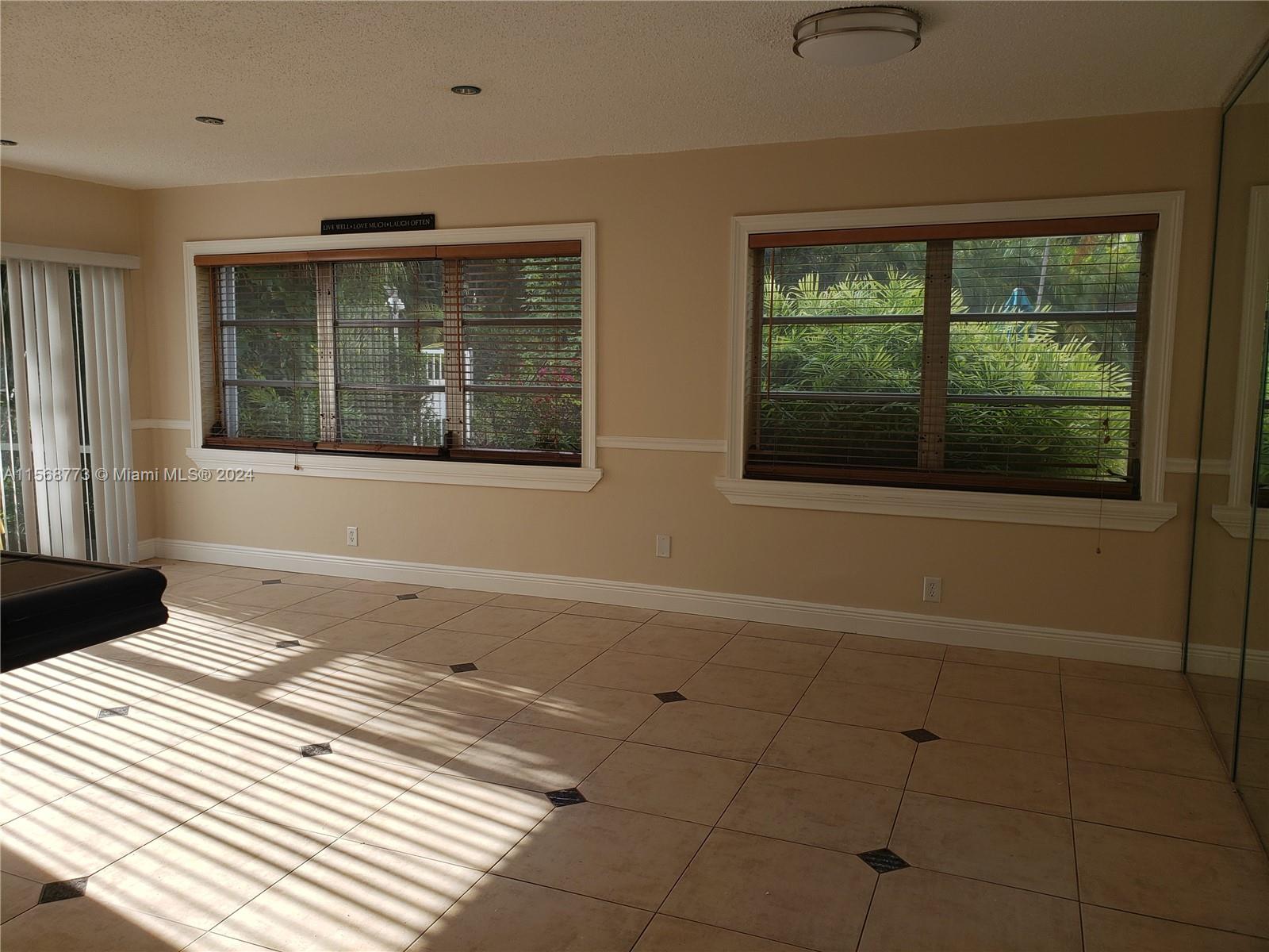 SEVENTEENTH GREEN CONDO - Residential Lease
