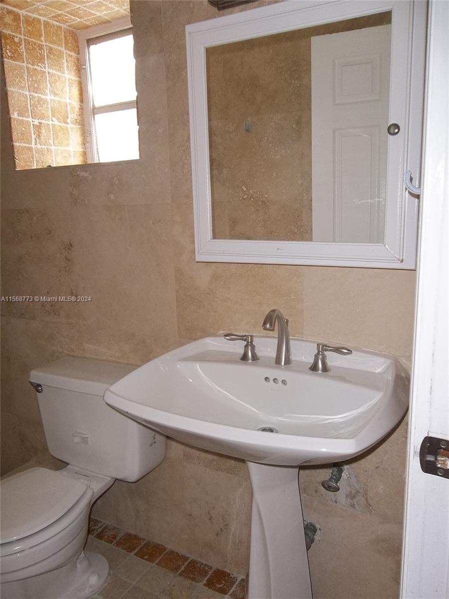 SEVENTEENTH GREEN CONDO - Residential Lease
