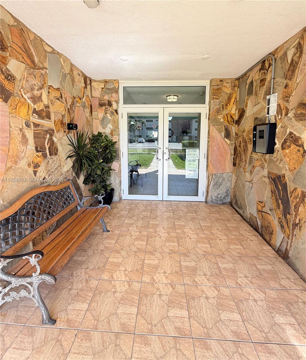 FAIRWAYS ROYALE CONDO - Residential