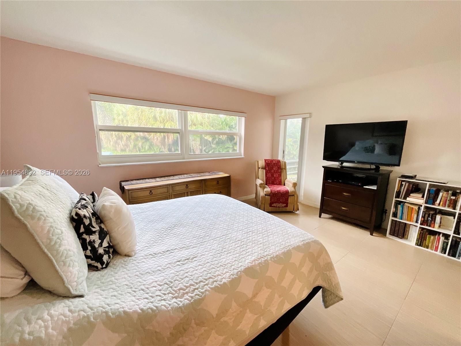 FAIRWAYS ROYALE CONDO - Residential
