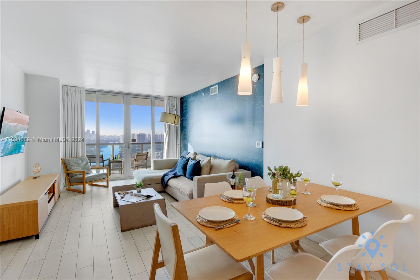 BEACHWALK CONDOMINIUM - Residential
